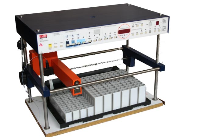 LKB Superrac, high capacity fraction collector with racks for different size testtubes.